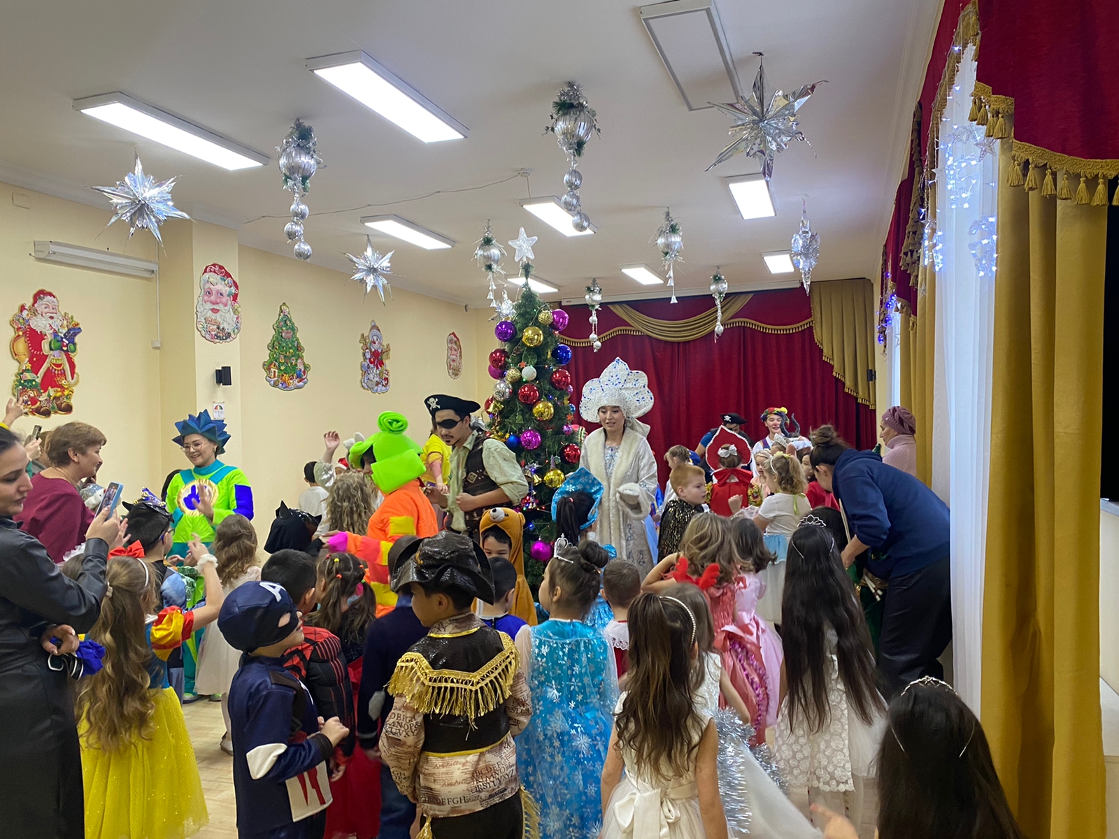 № 7 ОҮ-інде сиқырлы жаңа жыл!