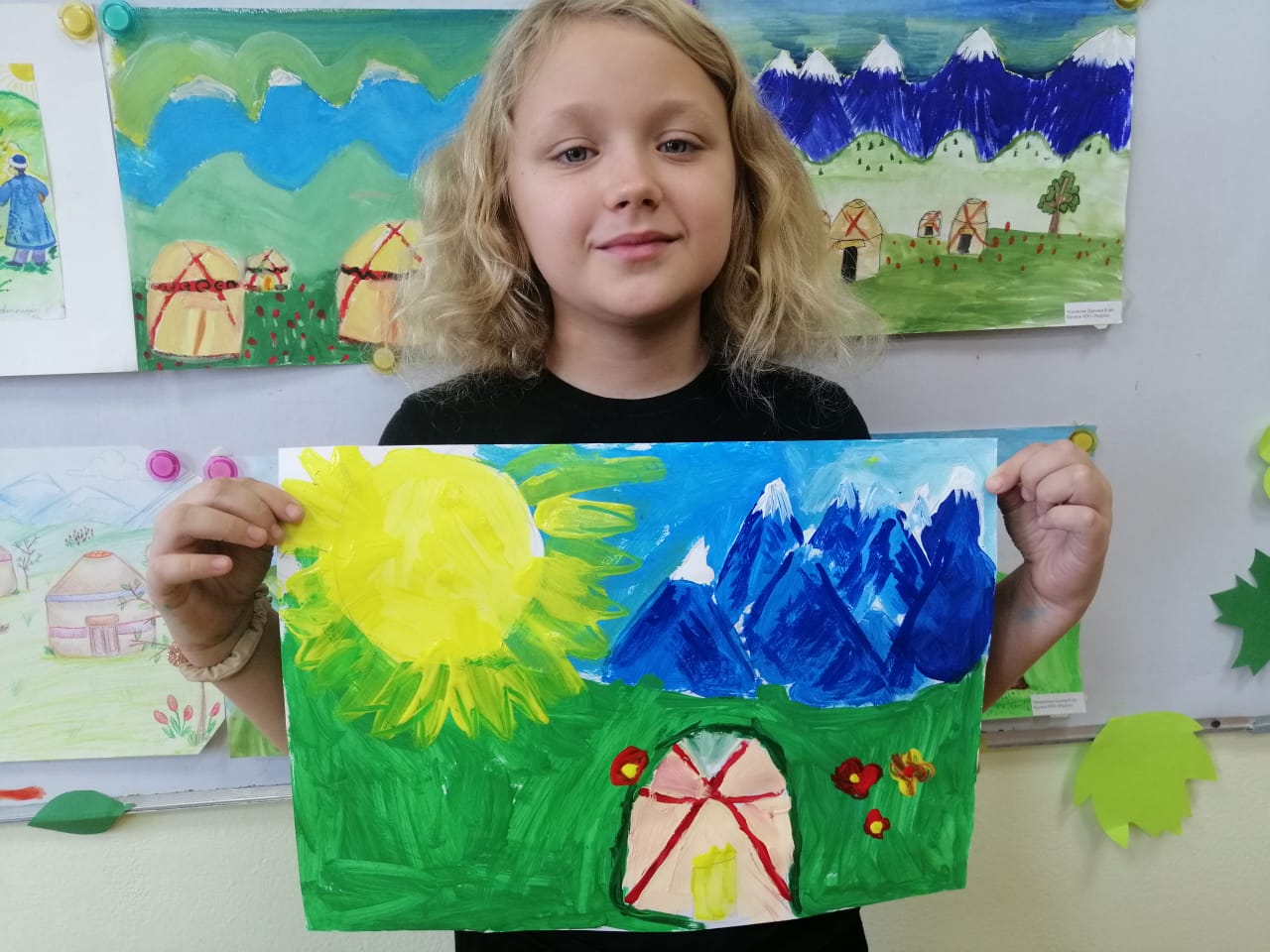 "Мәңгі жаса, қыран елім!" атты сурет байқауы