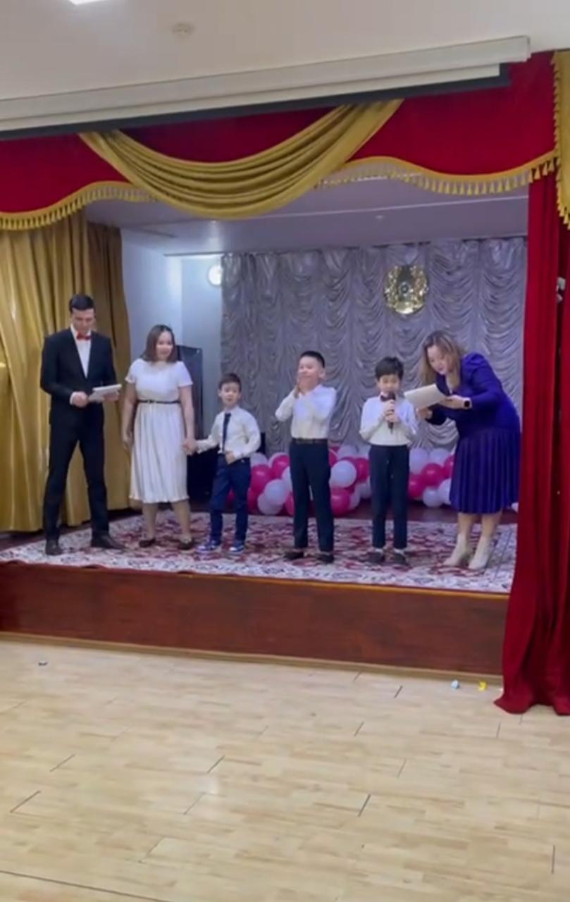 8 наурыз халықаралық әйелдер күніне арналған ертеңгілік.